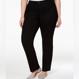 Charter Club Lexington Plus 24W Black Straight Leg Jeans Still in Packaging NWT